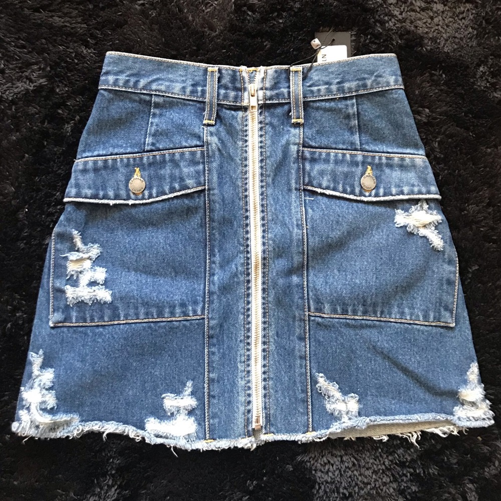 Carmar Lincoln denim skirt NWT